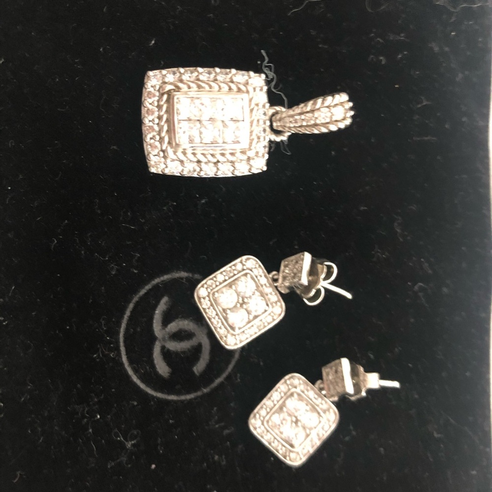 earrings /silver high quality Judith Ripka..CZs